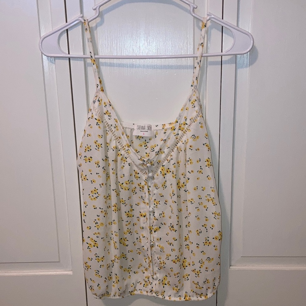 Floral top